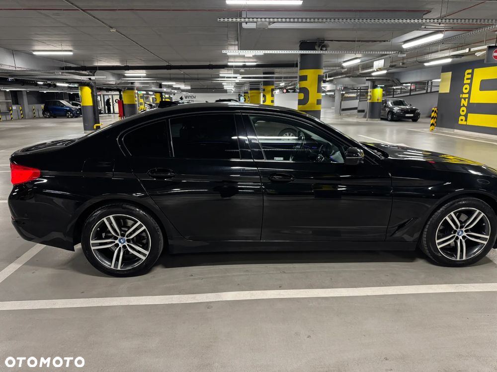 BMW Seria 5 520d Sport Line - 7