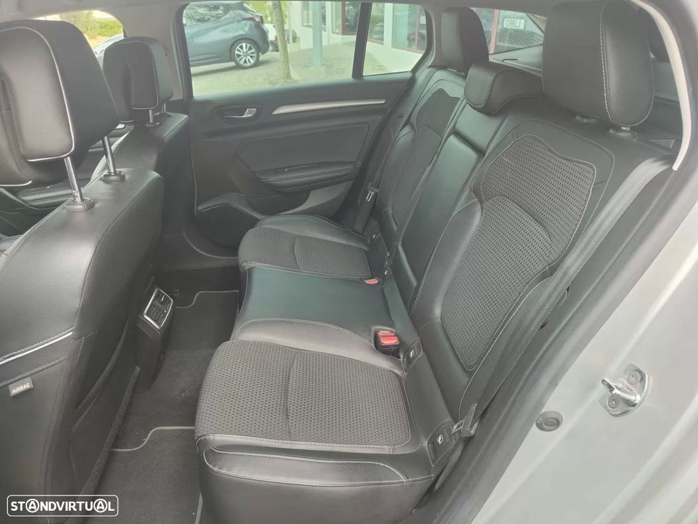 Renault Mégane Sport Tourer 1.5 Blue dCi Bose Edition - 6