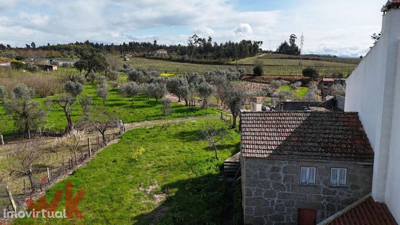 Moradia T3 com terreno, garagem e anexos - Grande imagem: 3/23