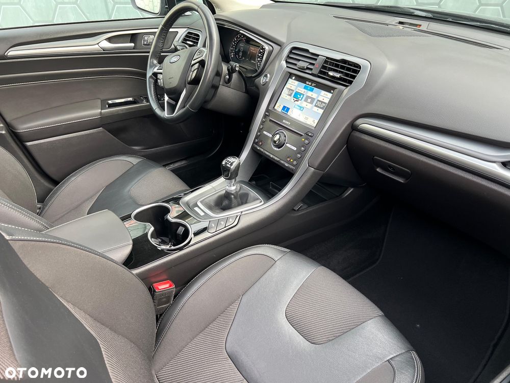 Ford Mondeo 2.0 TDCi Titanium 4WD - 17