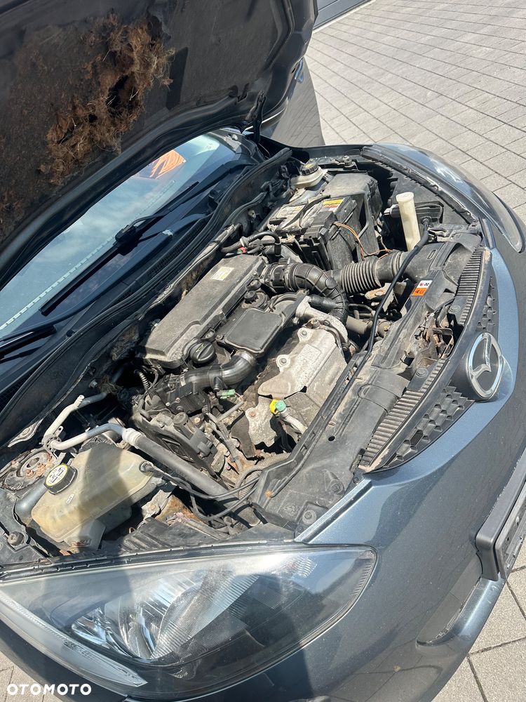 Mazda 2 - 8