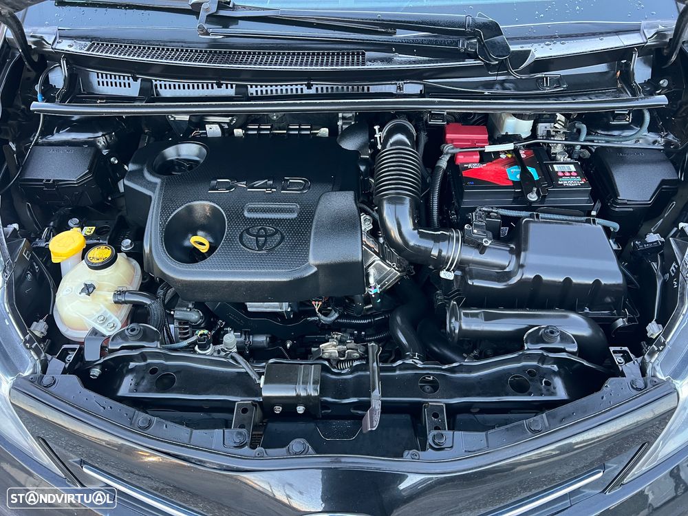 Toyota Yaris 1.4 D-4D Sport +P.Tec. +P.Plus+P.Luxury - 10