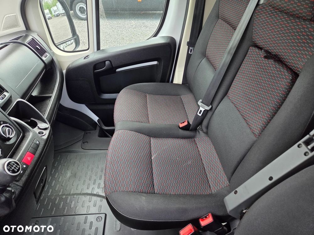 Opel Movano 2.2 140KM / Brugadówka 7-osob / Skrzyniowy dł. 3,40 / Klima / Niski przebieg !! - 11