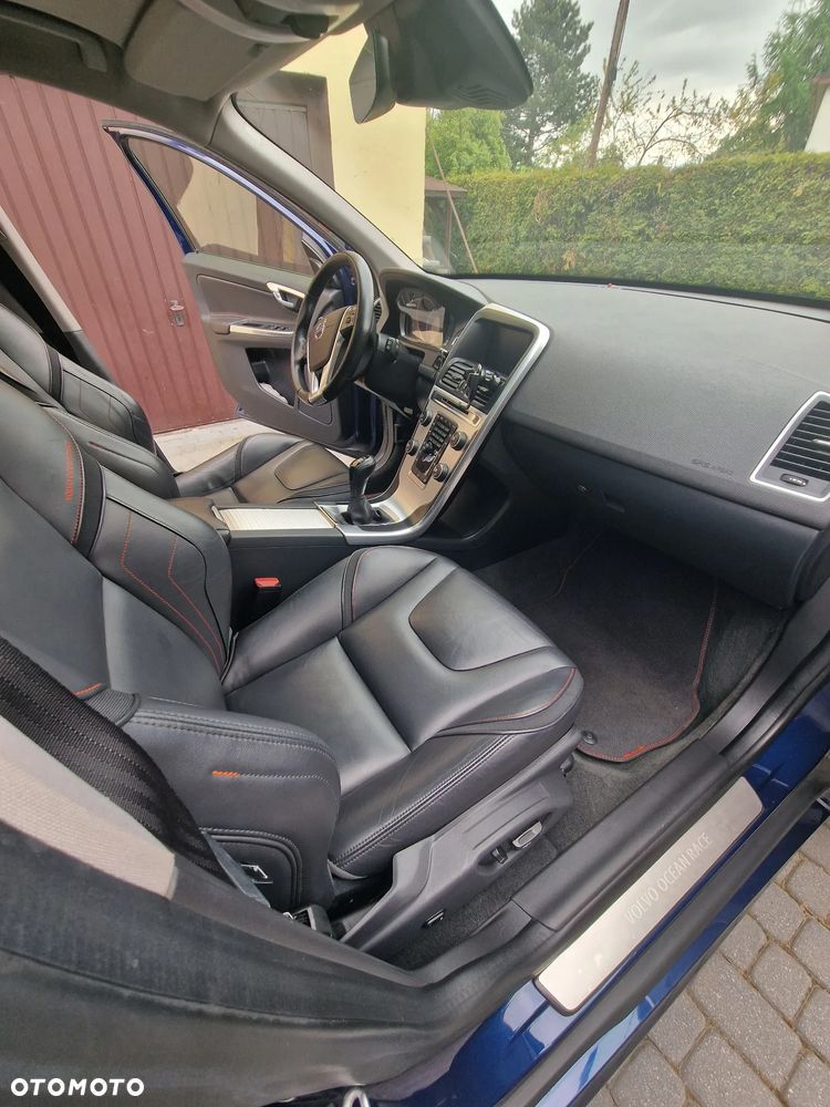 Volvo XC 60 - 33