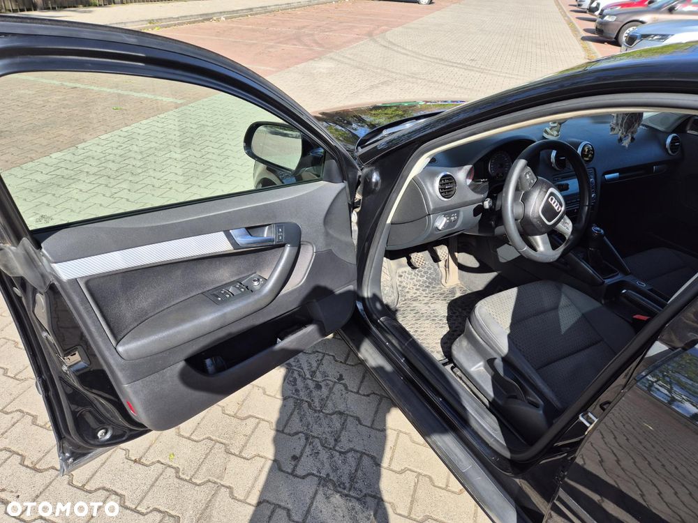 Audi A3 Sportback - 7