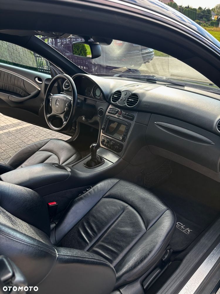 Mercedes-Benz CLK 270 CDI Avantgarde - 9