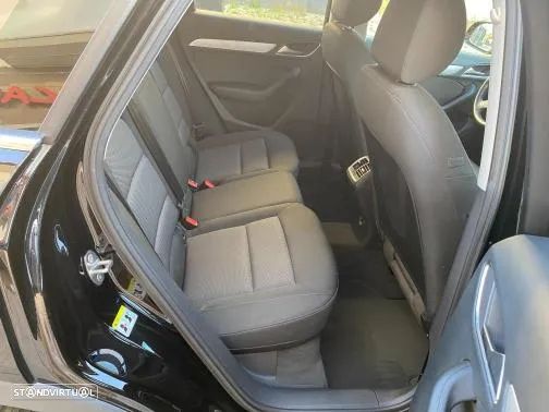 Audi Q3 2.0 TDI S tronic design - 37