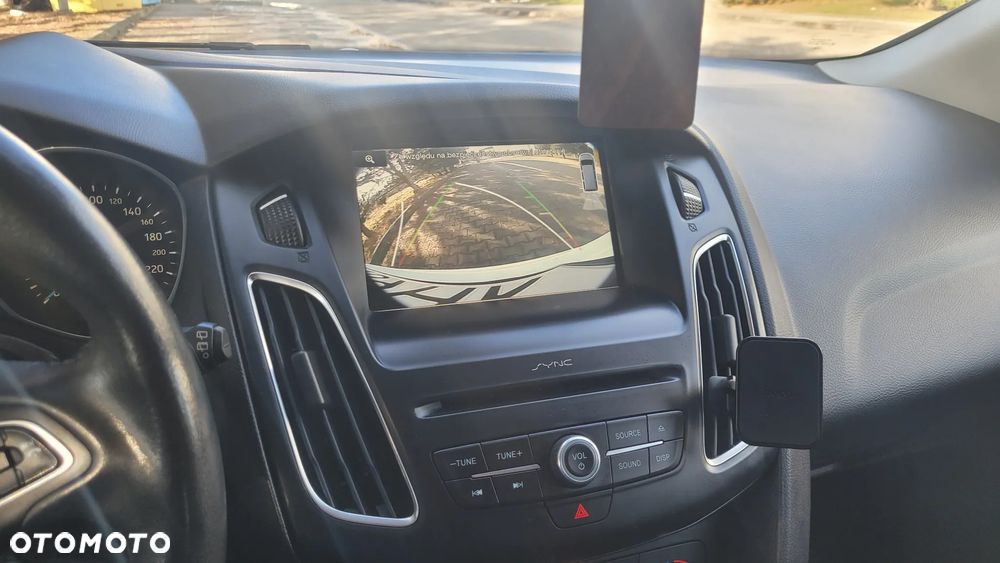 Ford Focus 2.0 TDCi Titanium ASS - 36