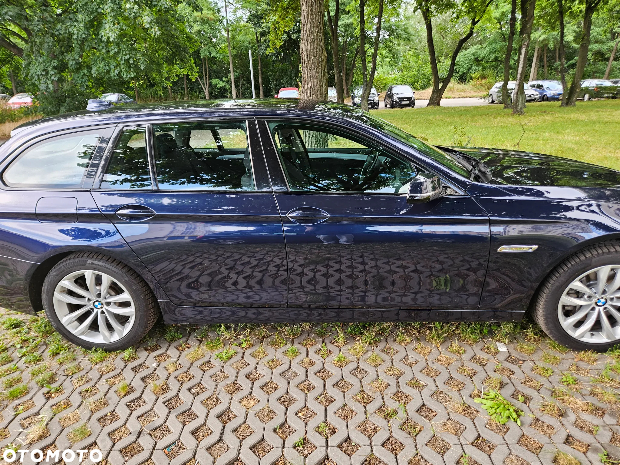 BMW Seria 5 528i Touring Luxury Line - 4