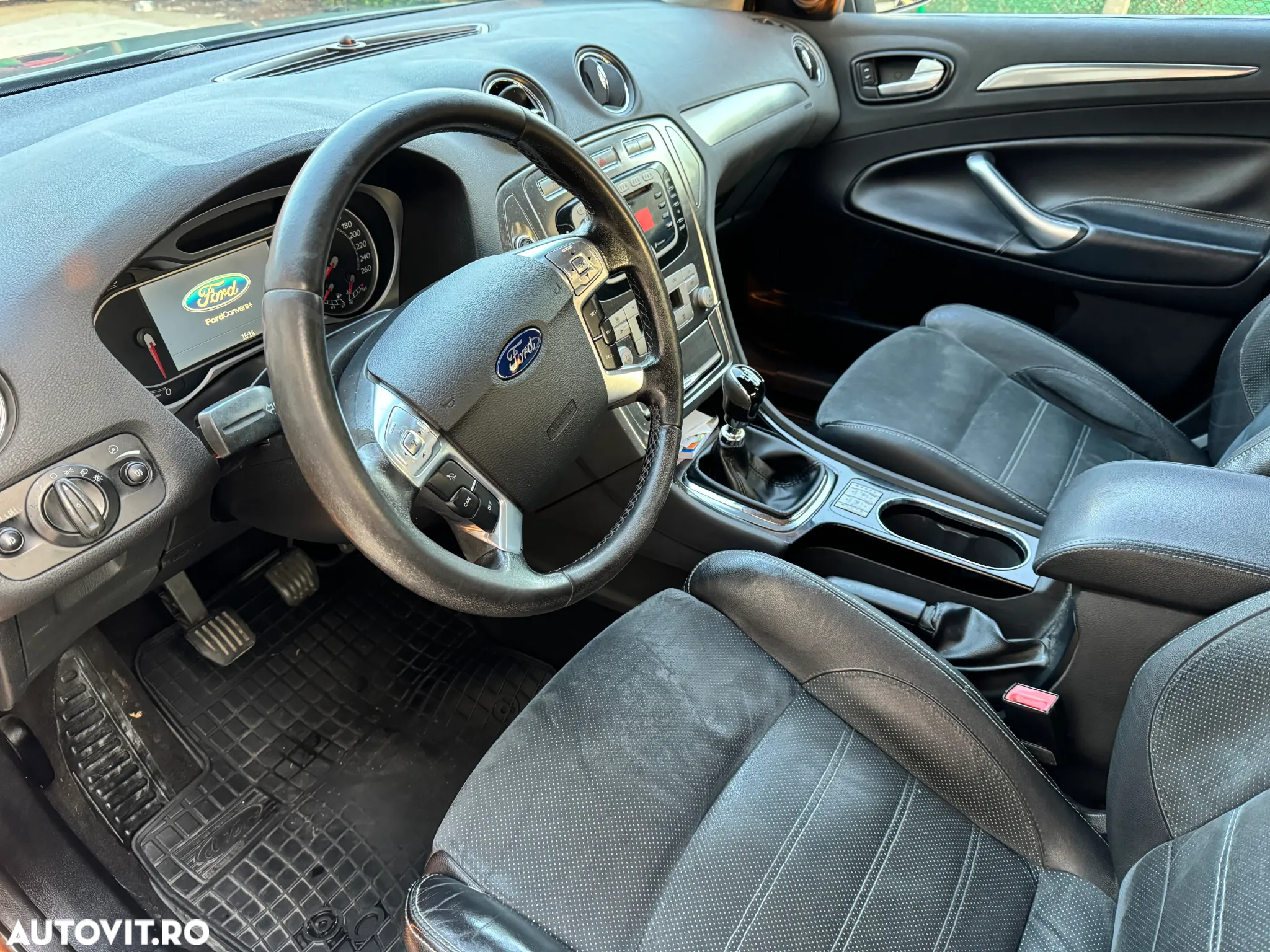 Ford Mondeo 2.0 TDCi Titanium - 14