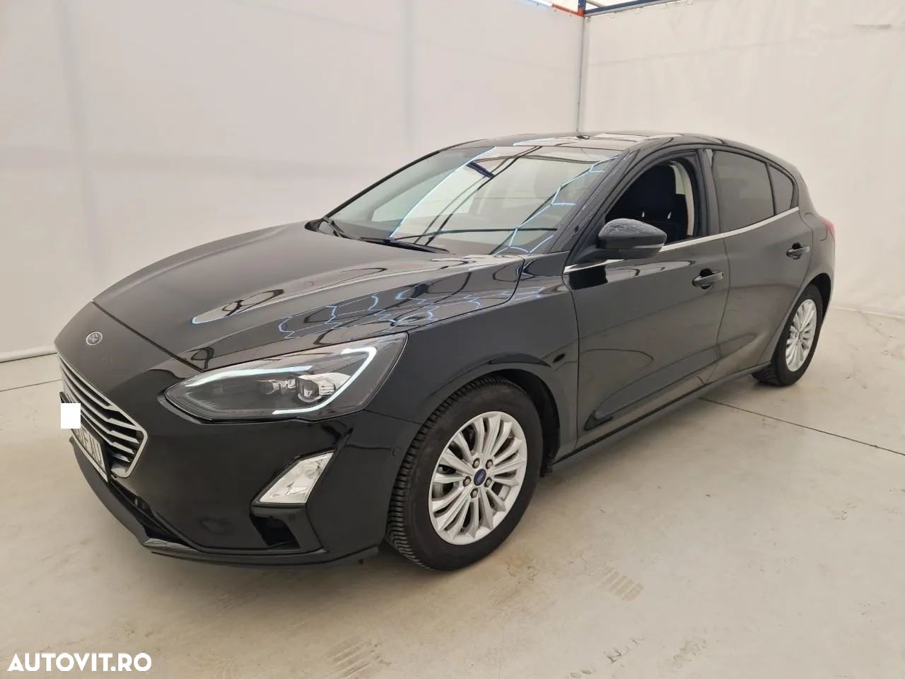 Ford Focus 1.0 EcoBoost Titanium - 1
