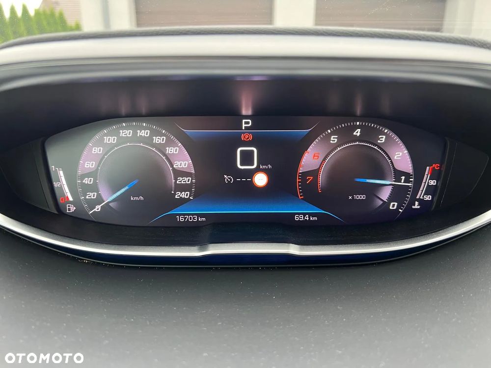 Peugeot 3008 1.2 PureTech Allure Pack S&S EAT8 - 18
