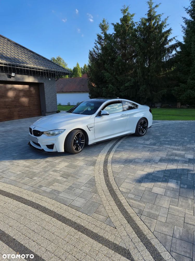 BMW M4 - 1