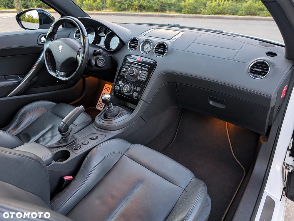 Peugeot RCZ 1.6 THP - 13