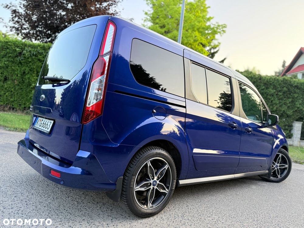Ford Tourneo Connect Grand - 18