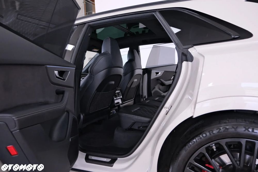 Audi Q8 50 TDI mHEV Quattro Black Edition Tiptronic - 24