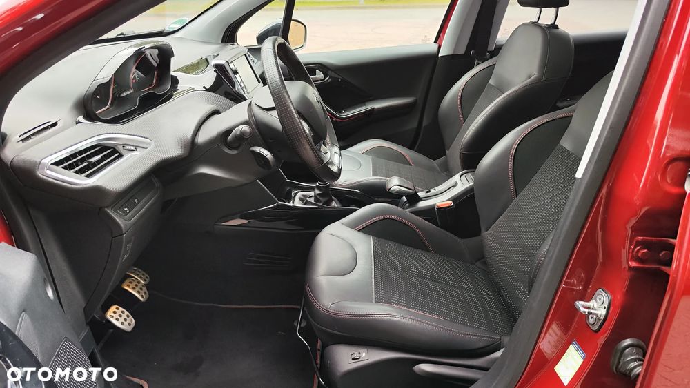 Peugeot 2008 1.2 PureTech GT Line S&S - 20
