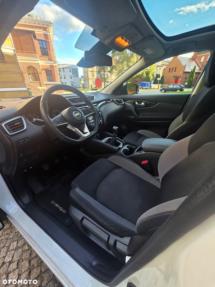 Nissan Qashqai - 30