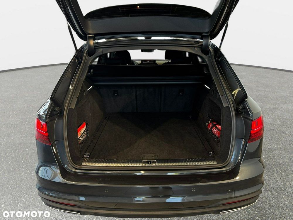 Audi A4 Avant - 13