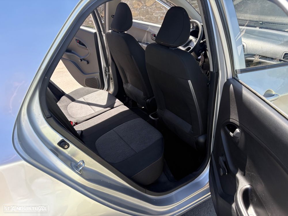 Kia Picanto 1.0 CVVT EX - 10
