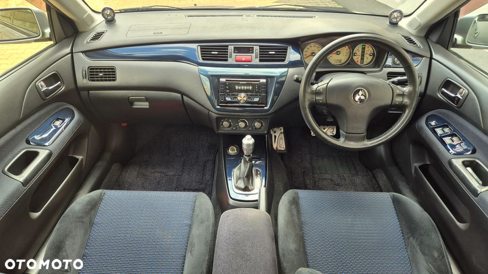Mitsubishi Lancer Evolution - 10
