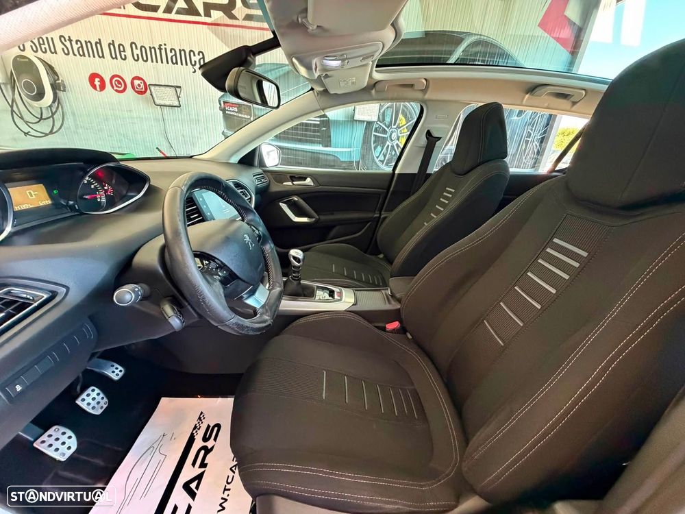 Peugeot 308 - 14