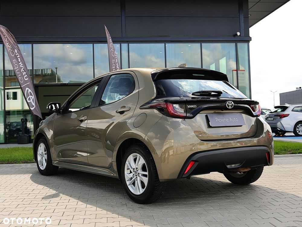 Toyota Yaris - 6
