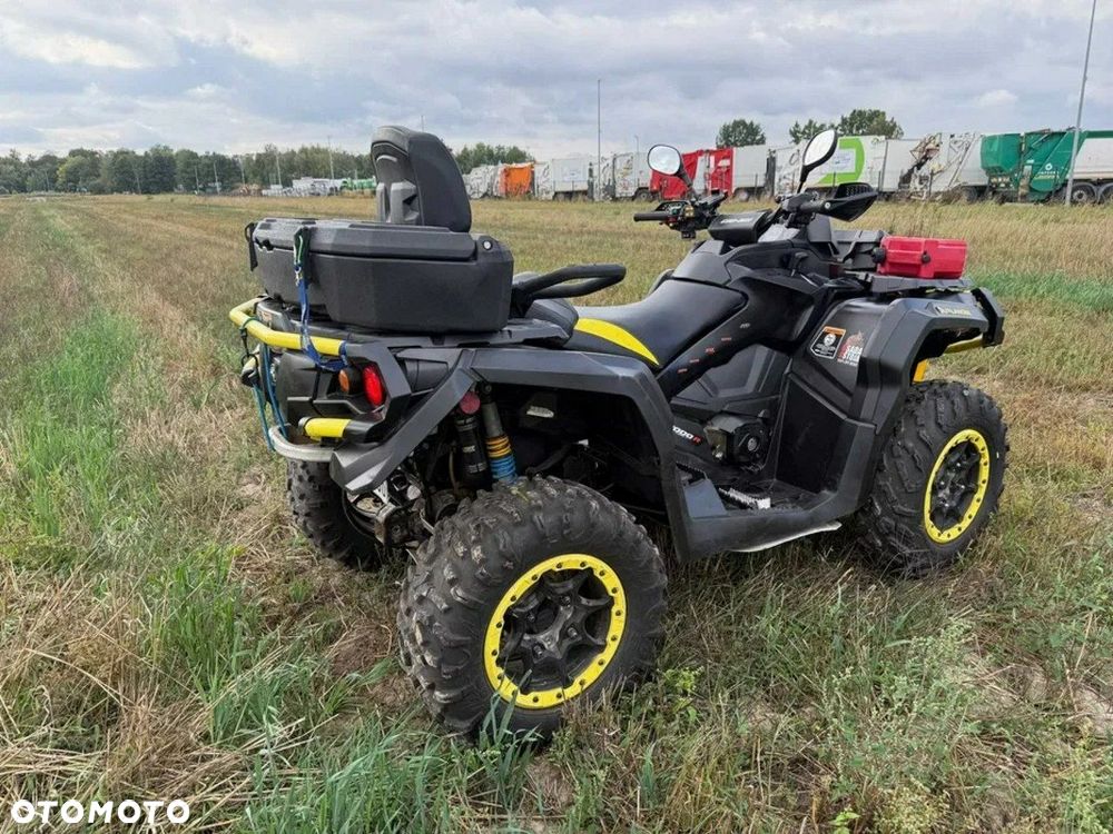 Can-Am Outlander Max - 3
