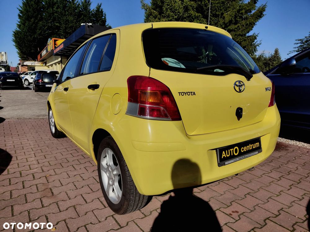 Toyota Yaris 1.33 VVT-i Cool - 17