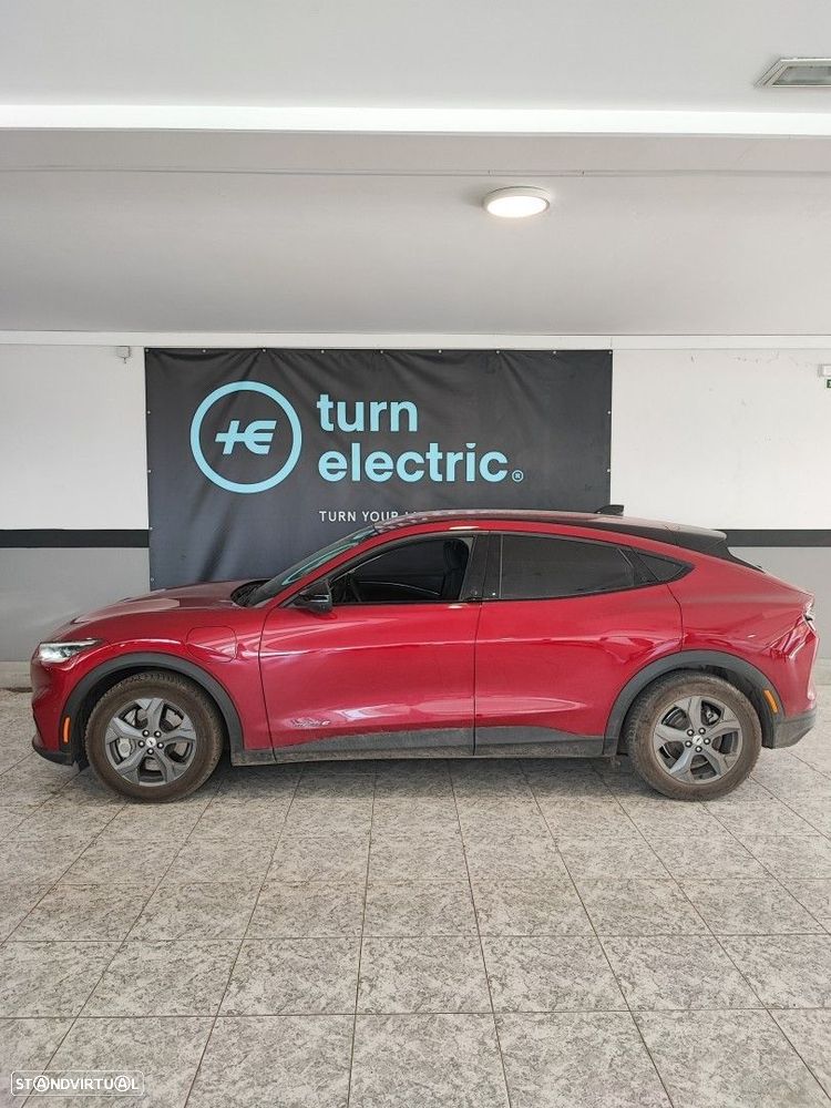 Ford Mustang Mach-E 75.7 kWh Base - 2