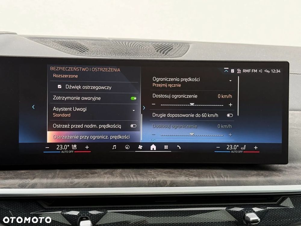 BMW X7 - 33