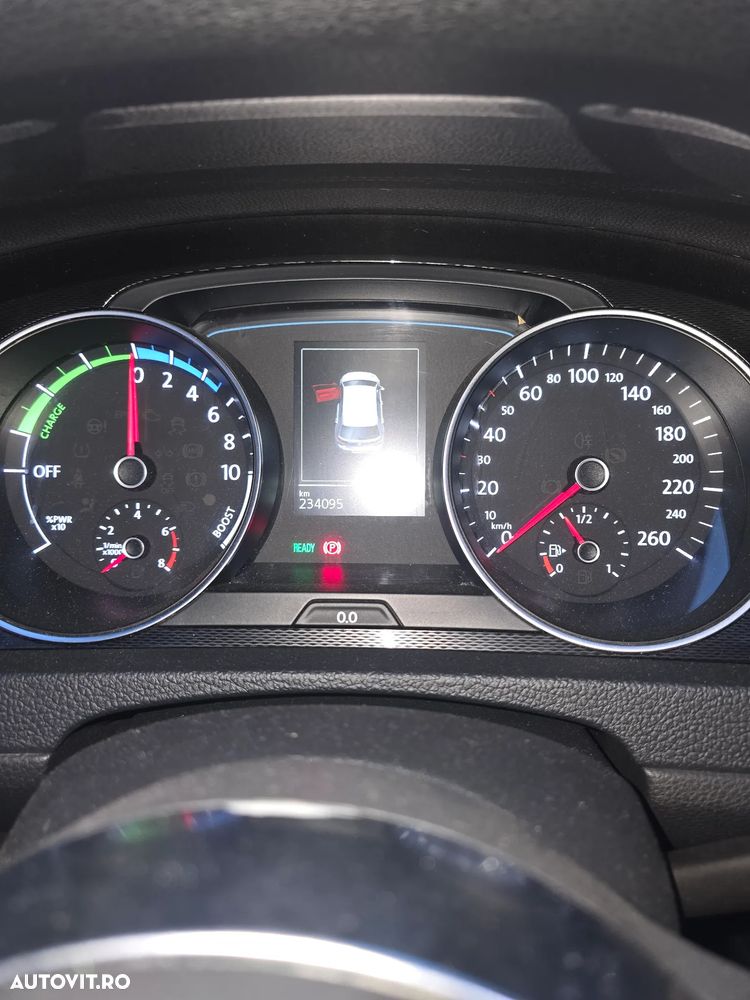 Volkswagen Golf 1.4 GTE Plug-In-Hybrid DSG - 5