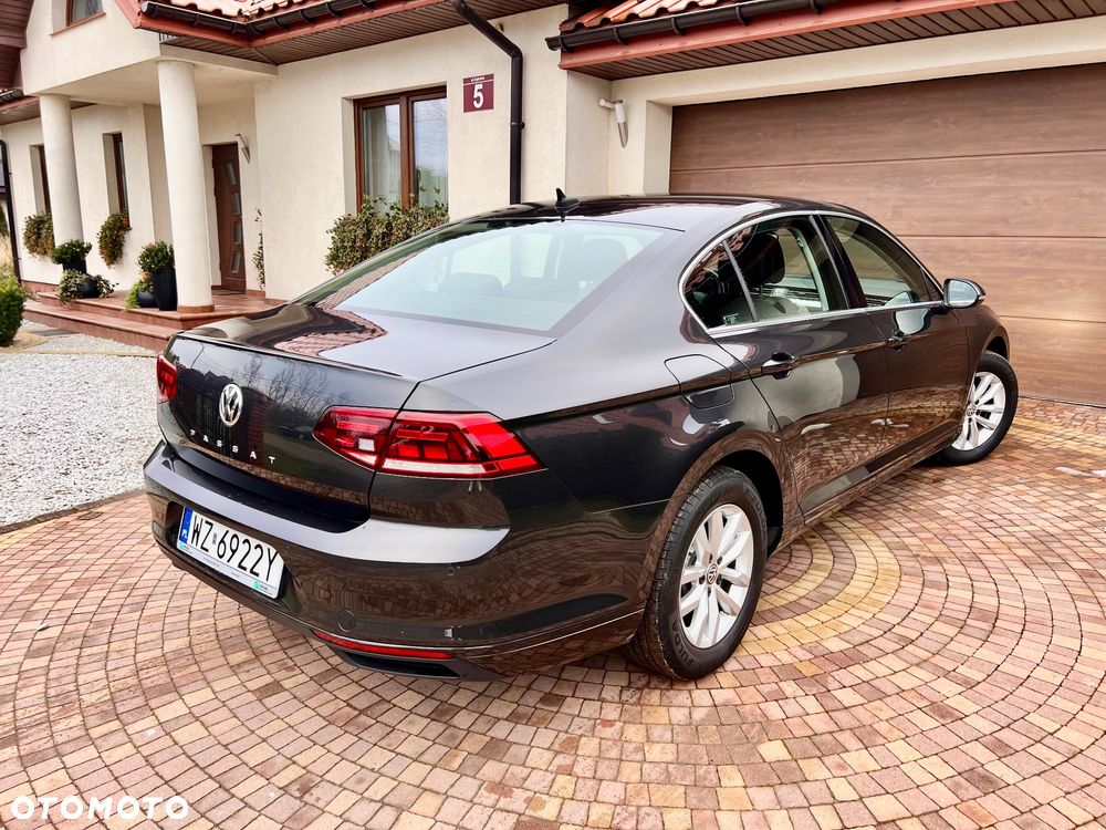 Volkswagen Passat 2.0 TDI EVO Business - 20