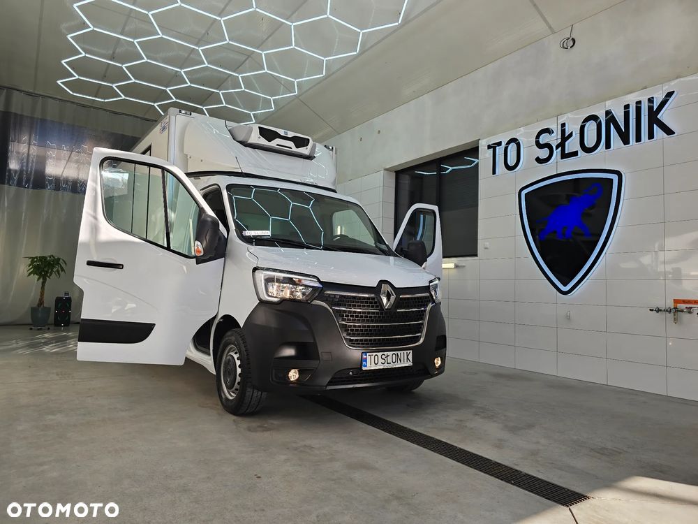 Renault MASTER IGLOOCAR -30*C +25*C ZANOTTI Z350 ŁADOWNOŚĆ 720Kg WZMOCNIONE TYLNE ZWIESZENIE 69 TYŚ Km SERWIS DO OSTATNIEGO Km ASO RENO NA GWARANCJI  BOGATA OPCJA WYPOSAŻENIA FOTEL KIEROWCY PNEŁMATYCZNY TEMPOMAT KLIMA HALOGENY KAMERA COFANIA SALON PL STAN NOWY NOWY NOWY - 27