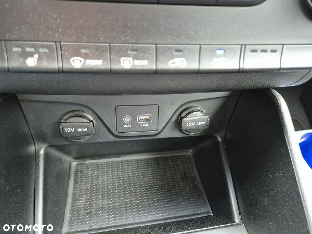 Hyundai Kona - 28