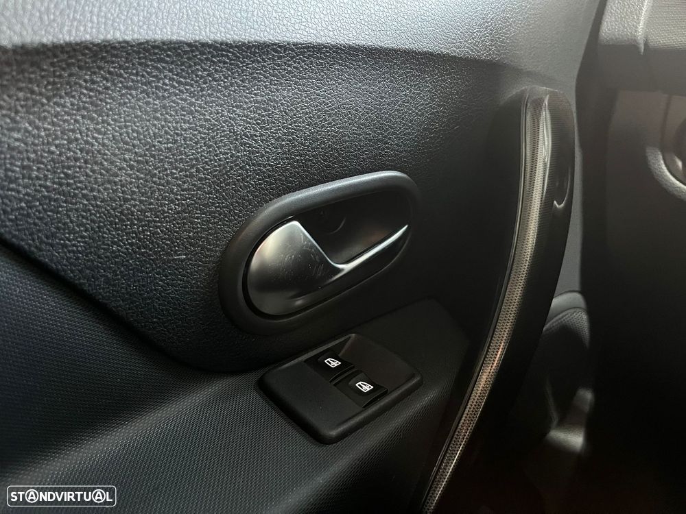 Dacia Sandero Stepway TCe 90 Ambiance - 29