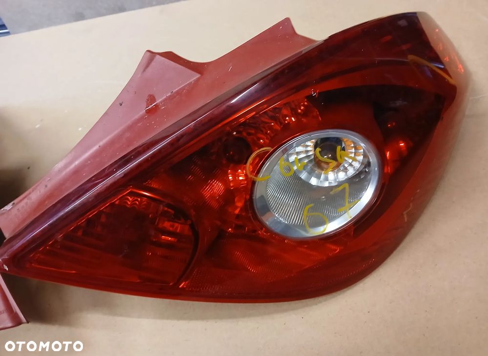 Opel Corsa D  lampa tył tylna prawa lewa  3D - 7