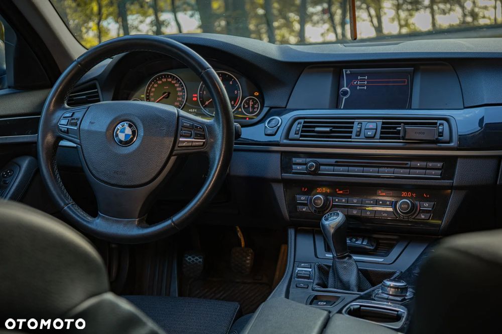 BMW Seria 5 - 13