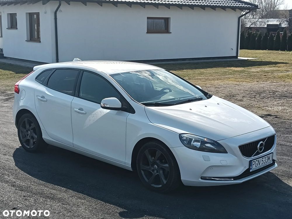Volvo V40 - 1