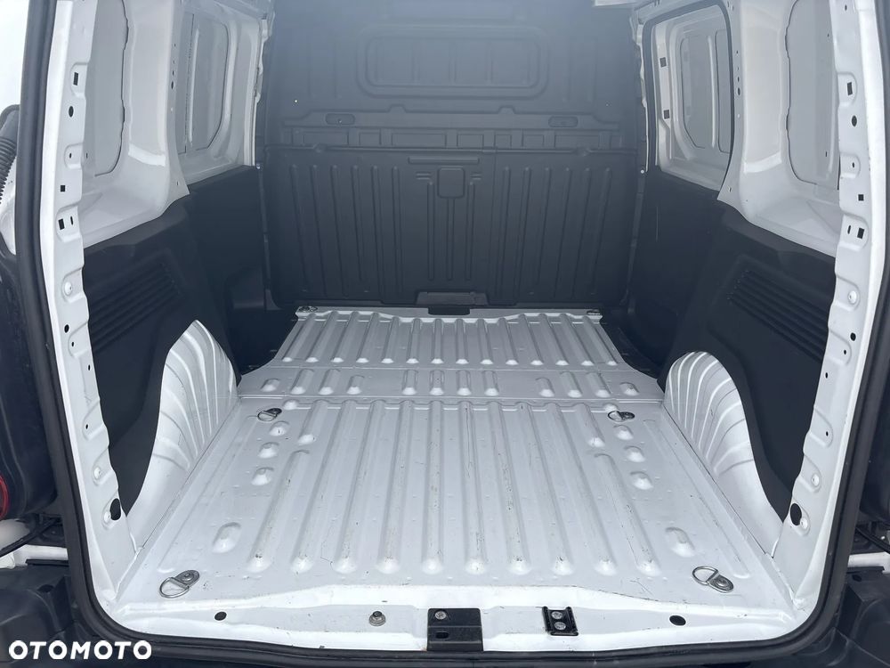 Toyota 1.5 D-4D STANDARD 2,0T ACTIVE - 12