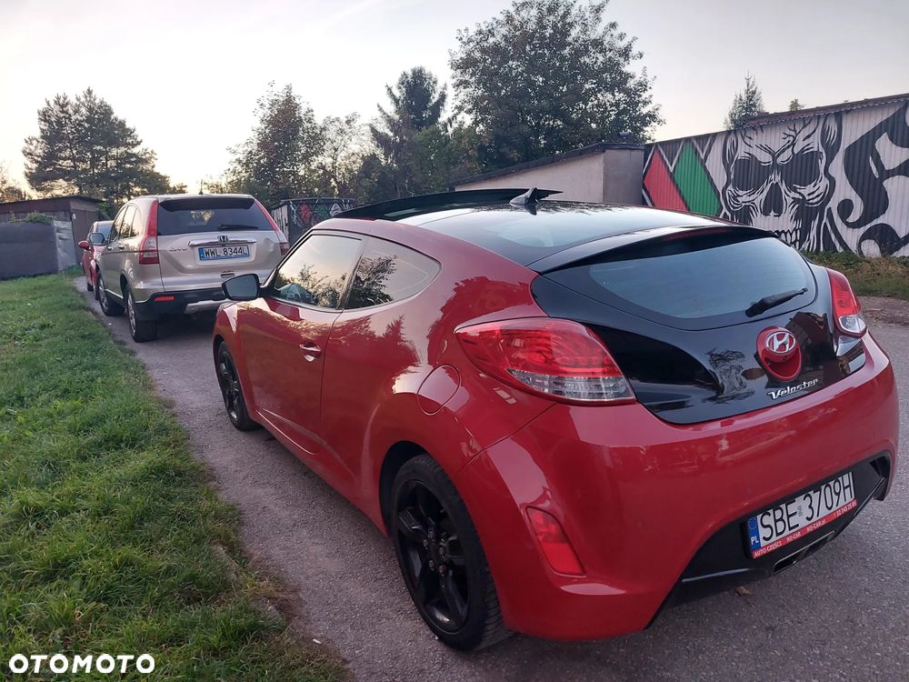 Hyundai Veloster - 6