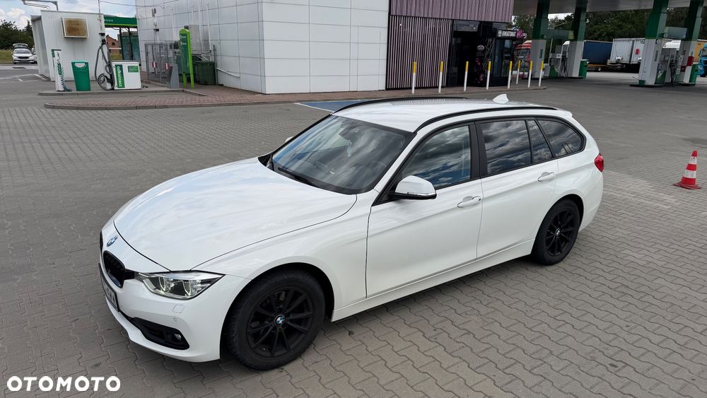 BMW Seria 3 318i - 2