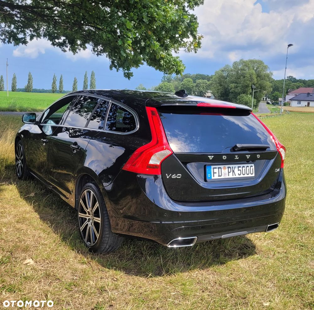 Volvo V60 D4 Geartronic Summum - 5