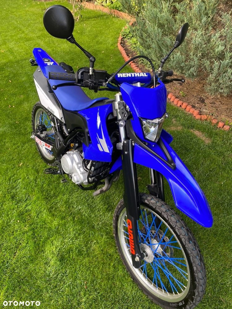 Yamaha WR - 9