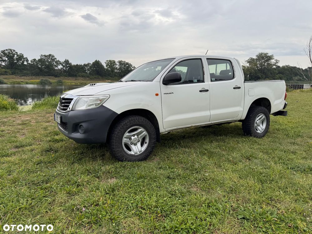 Toyota Hilux 4x4 Double Cab - 2