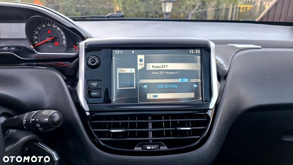 Peugeot 208 1.2 PureTech Allure - 36