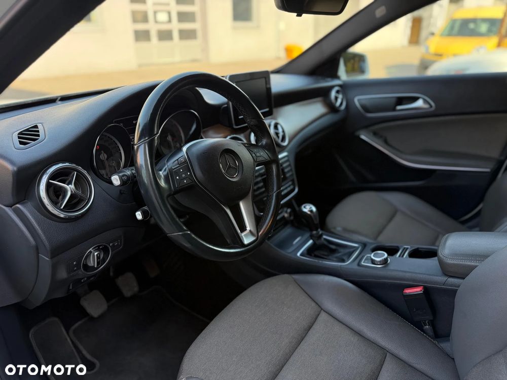 Mercedes-Benz GLA 200 (CDI) d - 8