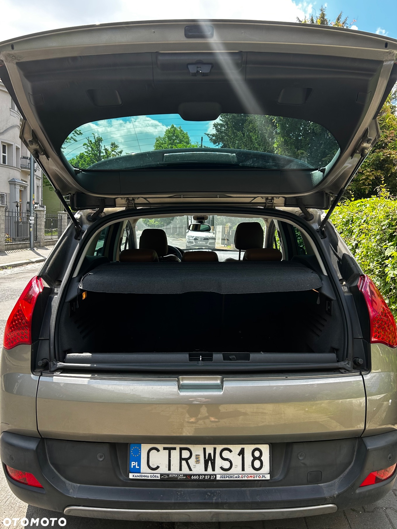 Peugeot 3008 2.0 HDi HYbrid4 - 7