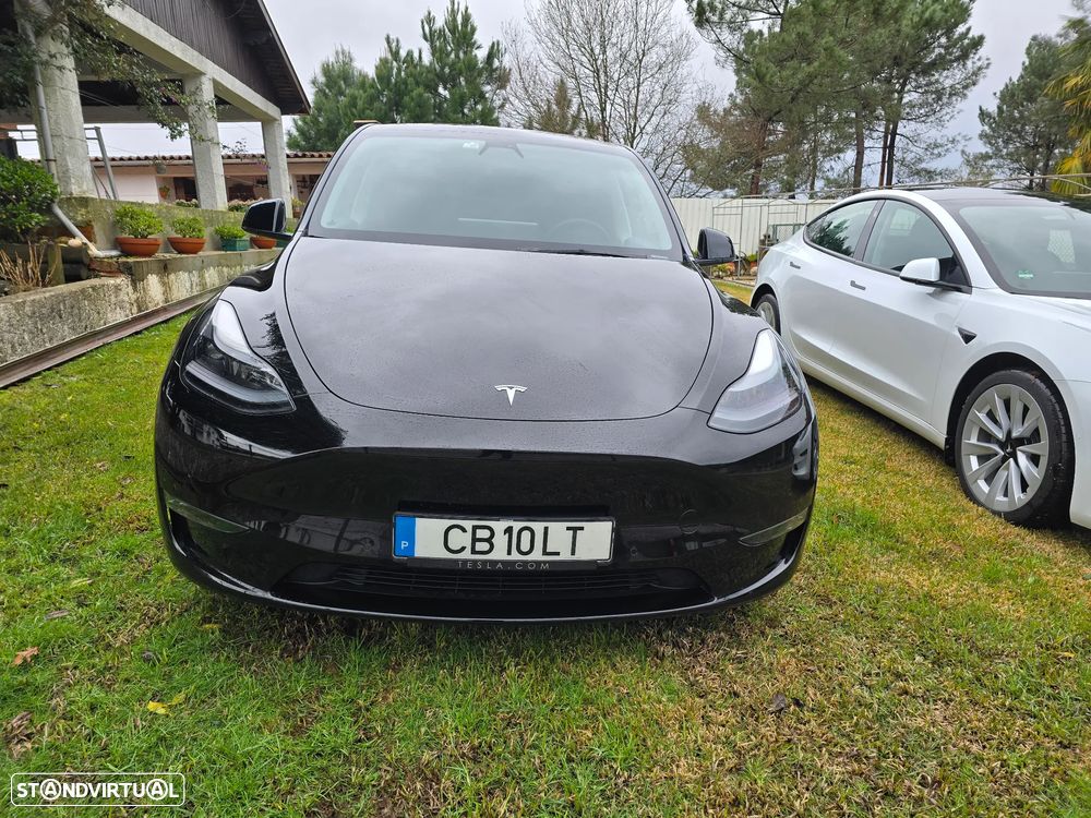 Tesla Model Y Long Range Dual Motor AWD - 2