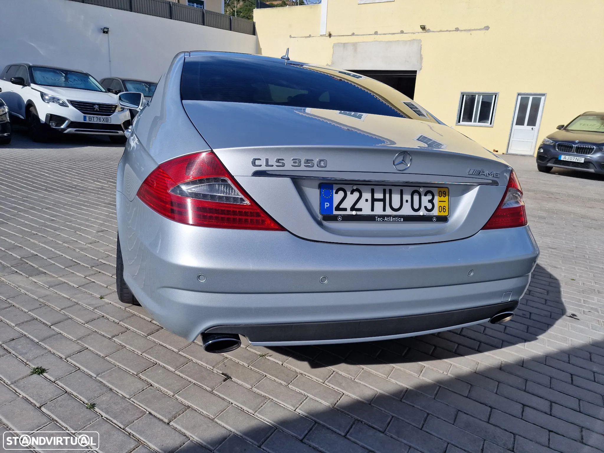 Mercedes-Benz 350 - 10